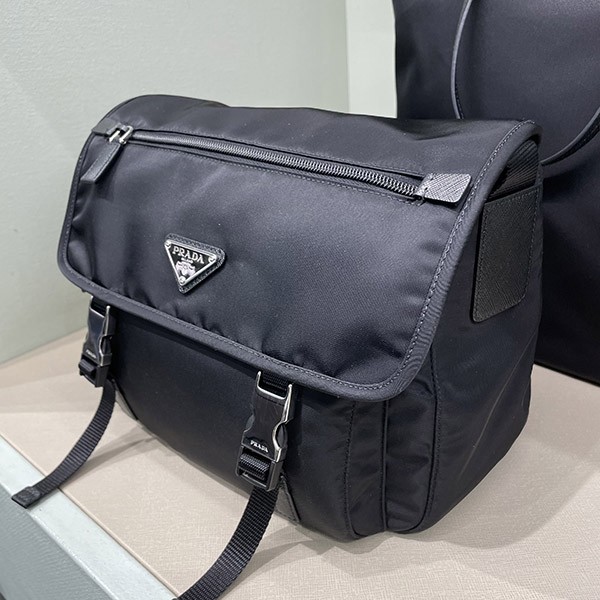 プラダ ナイロンショルダーBAG 偽物 1BD953