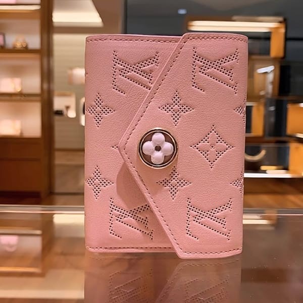 ルイヴィトン LV ポルトフォイユ ヴィクトリーヌ 財布 コピー M11755