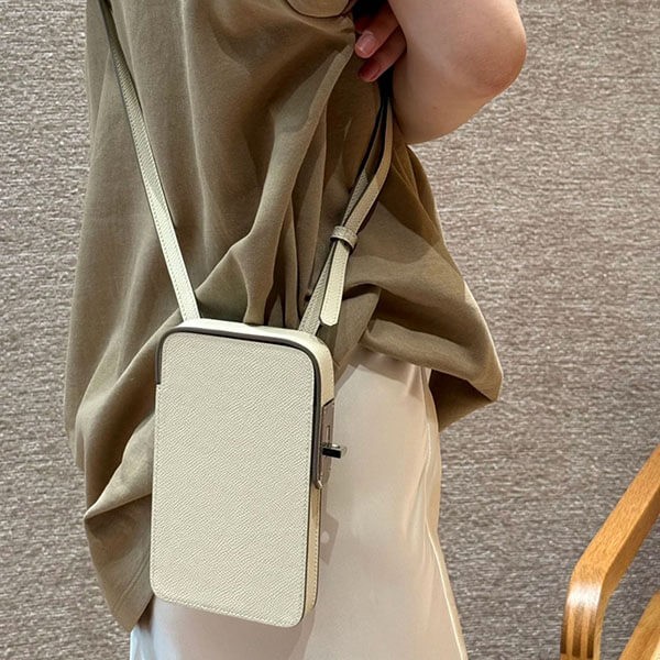 カラバリ豊富!エルメス Hac a Box スマホケース 偽物 テックアクセサリー H084162CK37