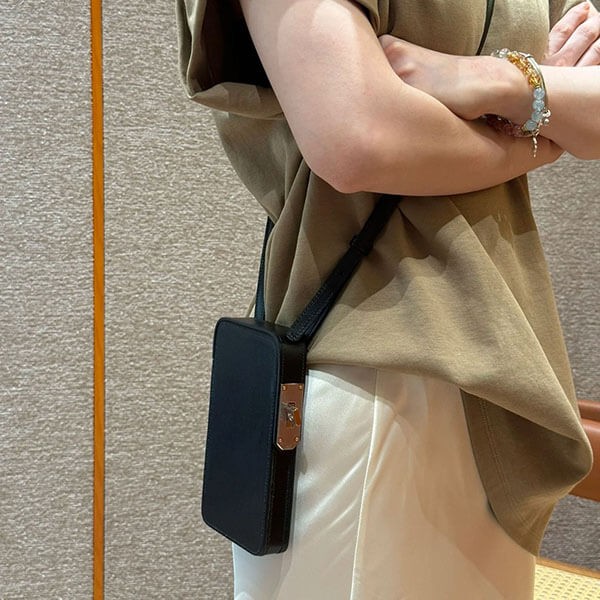 カラバリ豊富！エルメス Hac a Box スマホケース 偽物 テックアクセサリー H084162CK37
