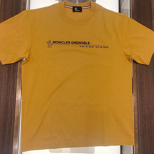 モンクレール grenoble 偽物 ラバー加工レタリングtシャツ【各色】j20978c