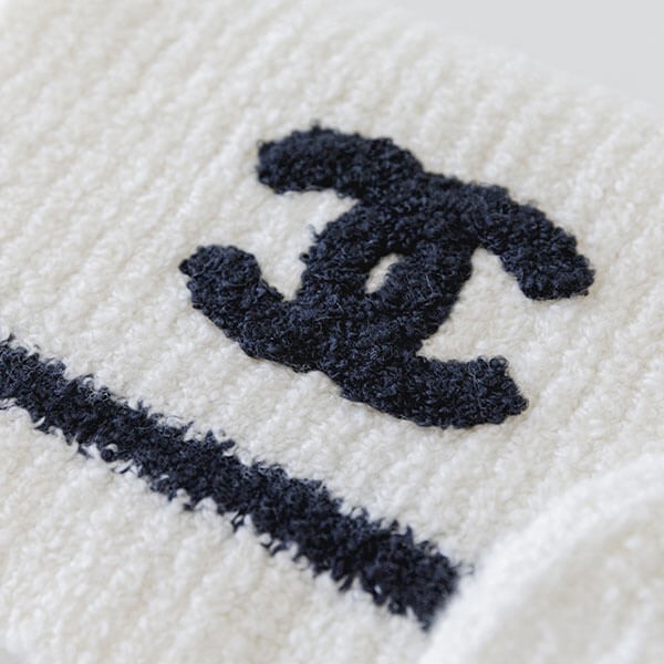 冬に大活躍♪シャネル カシミア CCロゴ マフラー Chanel CC logo muffler
