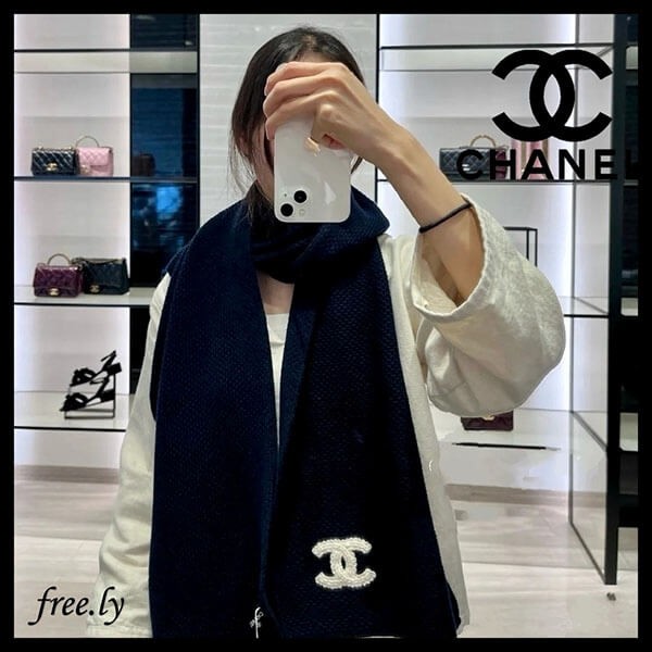 入手困難【CHANEL】ボリューム感が可愛い CCロゴマフラー