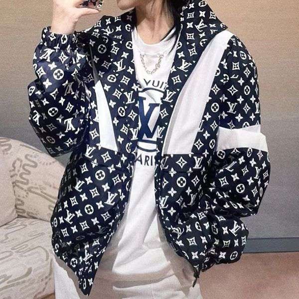 ルイヴィトン モノグラム テクニカルトレーニングジャケット 偽物 1afwjf