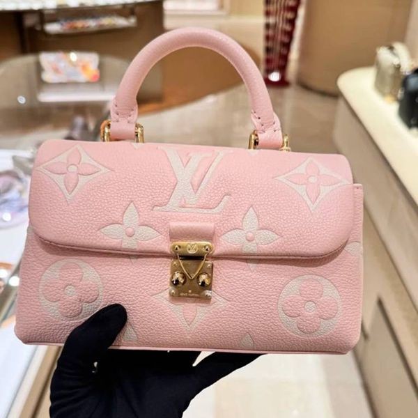 【淡いモノグラムピンク】ルイヴィトン バッグ ナノマドレーヌ 偽物 M13796