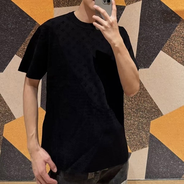 【シンプルお洒落♪】ルイヴィトン 偽物★クルーネック Tシャツ 1AHCMQ