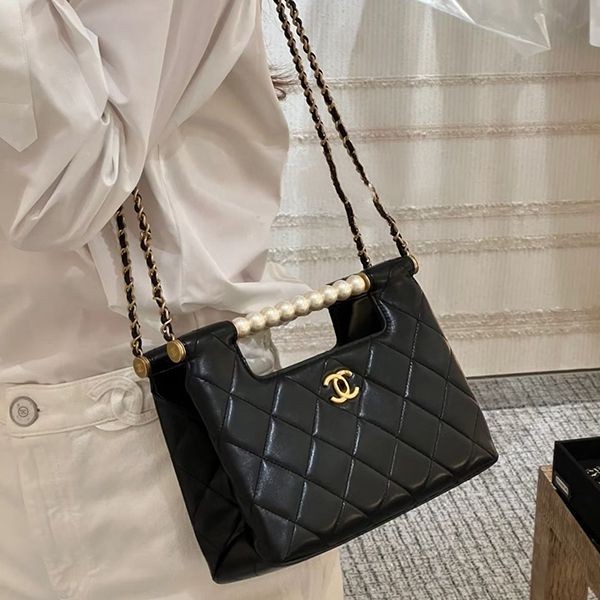 パールハンドルが上品♪【シャネル】ハンドバッグ パチモン AS5413