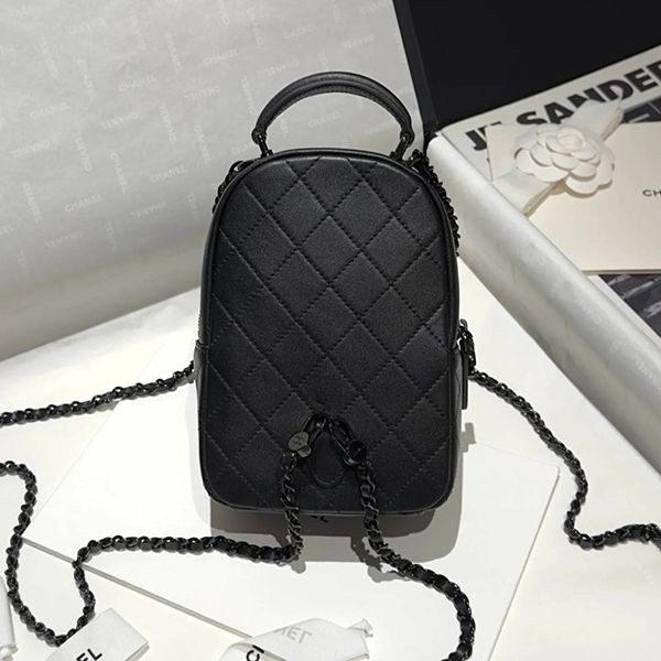 【オールブラックでかっこいい♪】シャネル バックパック コピー AP4322