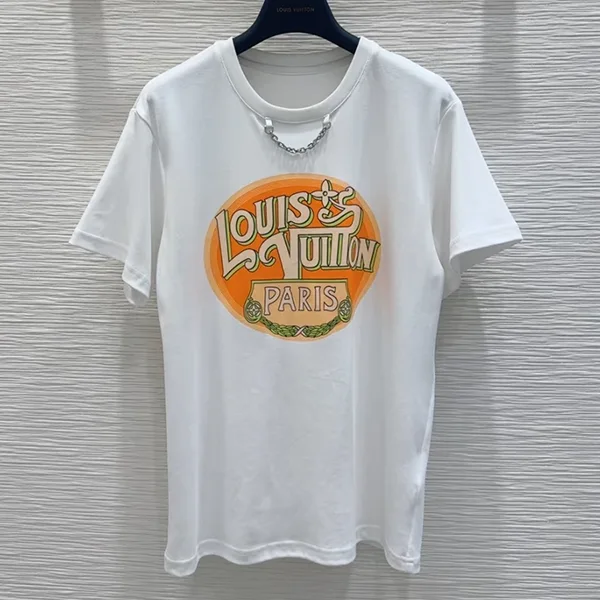 ルイヴィトン コピー トラベルパッチ シグネチャー Tシャツ 1AHISY