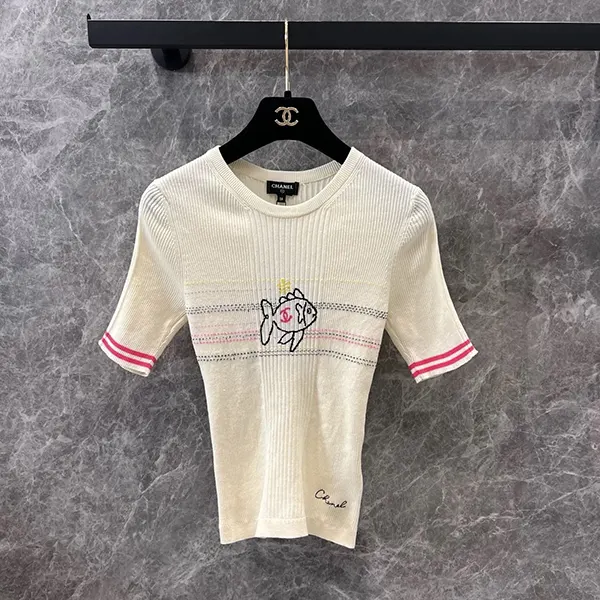高品質シャネル Tシャツ n級品 コットン P78698-K11361-NACJA