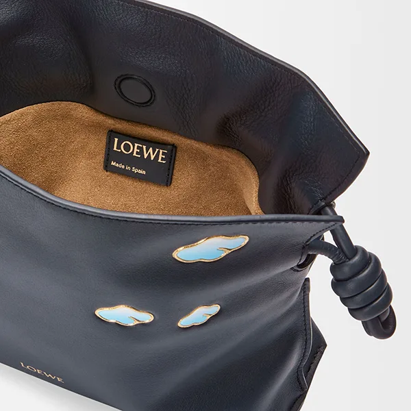 ロエベ 並行輸入品 ナッパカーフスキンのミニフラメンコクラッチバッグ lyw22231