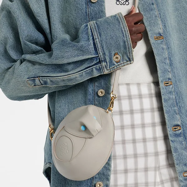 新作で超限定ロエベ ニューイヤー カプセル スネーク バッグ 偽物 2色 lyw665144