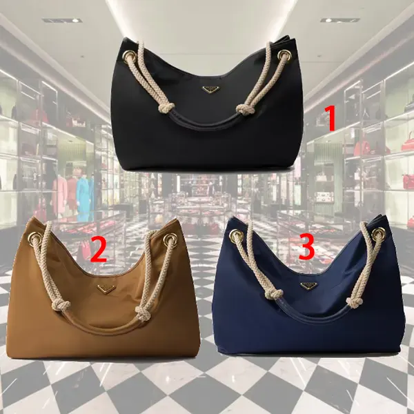 プラダ マリナー ラージ Re-Nylon バッグ スーパーコピー 1BC244