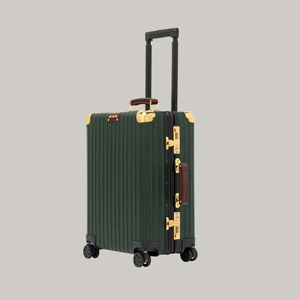 完売前に新作を先取り◆【リモワ x Aime Leon Dore Classic Cabin 偽物】◆Green◆97390021