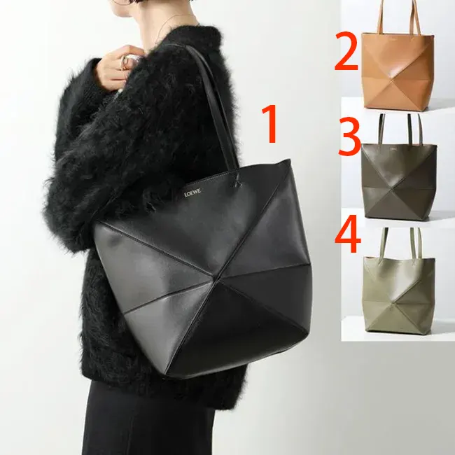 お洒落に★ロエベ トートバッグ パロディ PUZZLE FOLD パズル フォルド A657G50X01