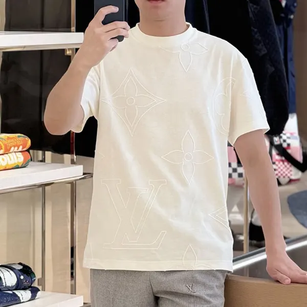 ルイヴィトン ロゴＴシャツ 偽物 1AFYEY