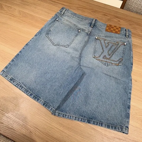 ルイヴィトン 偽物 ハーフ・ショートパンツ 1AGTHV