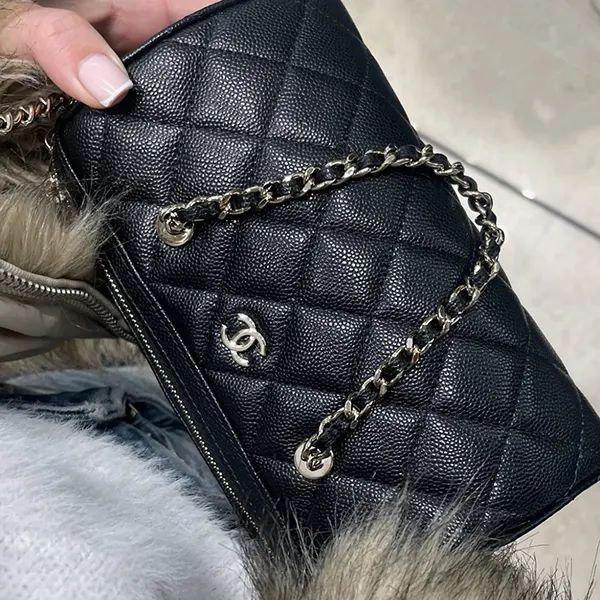 【収納力もあり♡】シャネル ミニボストンバッグ 偽物 AP4474 B10583 C3906