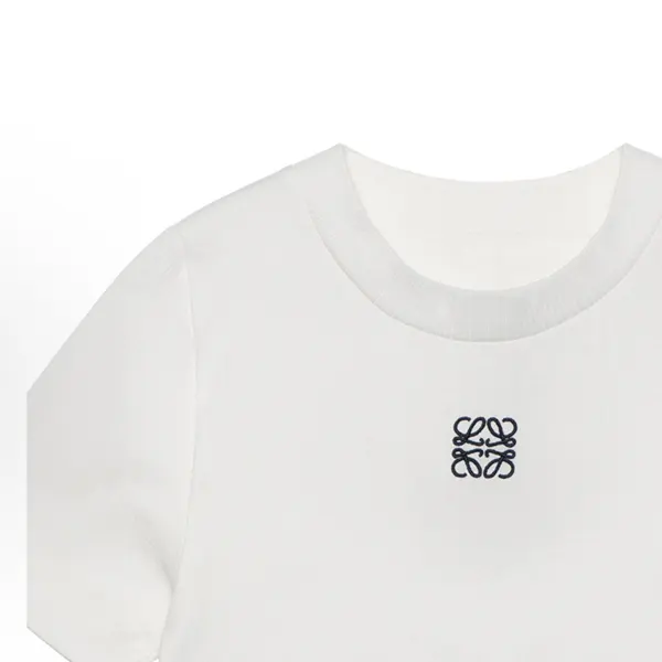 ギフトに最適☆ロエベ フィットがきれいなクロップド半袖Tシャツ S540Y07XCD-2100