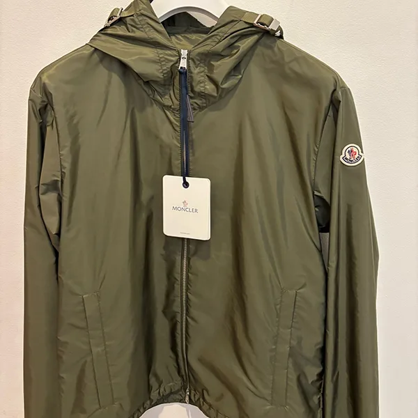 モンクレール N級品 GRANIER ナイロン ジャケット ウィンドブレーカー 1A001539ZD