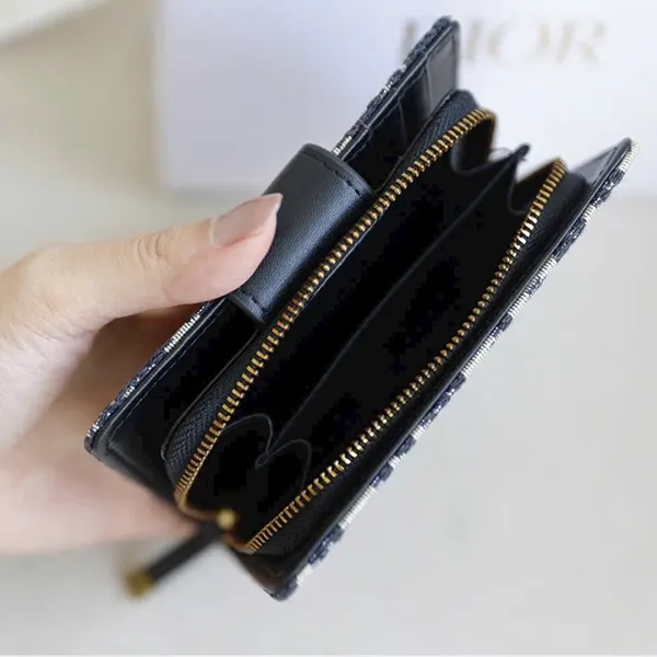 絶対に欲しいディオール 30 Montaigne Dittany ウォレット S2361UDFF_M925
