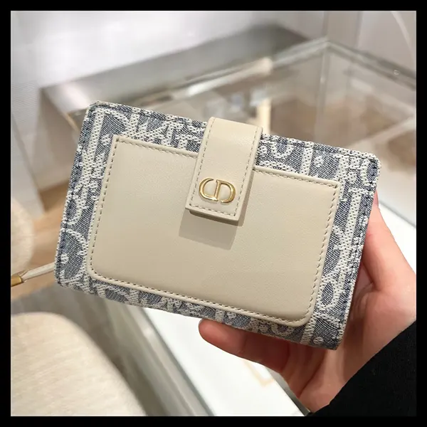 絶対に欲しいディオール 30 Montaigne Dittany ウォレット S2361UDFF_M925