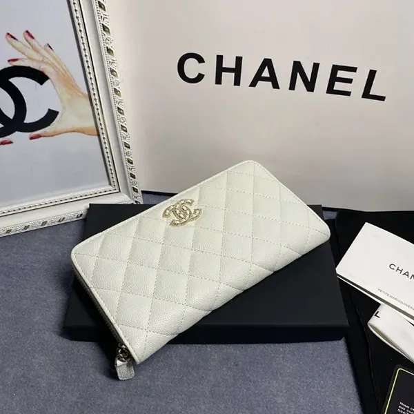 [N級品]速達発送シャネル キラキラCCロゴ 長財布 偽物 AP4555-B12928-10601