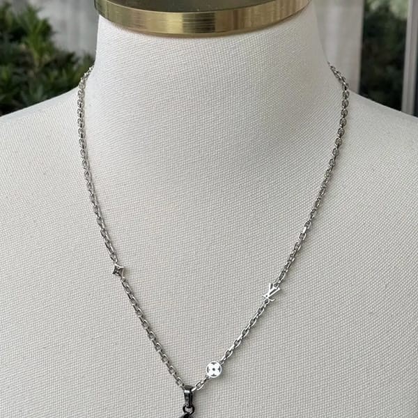 【ルイヴィトン】チェーン・LV ユアーズ 偽物 ネックレス シンプル M02740