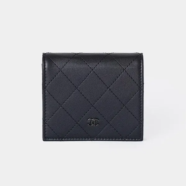 超人気 So Black☆シャネル 折りたたみ財布 偽物 オールブラック AP3817 B15615 94305