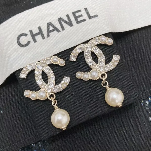 シャネル CCロゴ パールピアス コピー 揺れアクセ AB5737 B04938 NB264