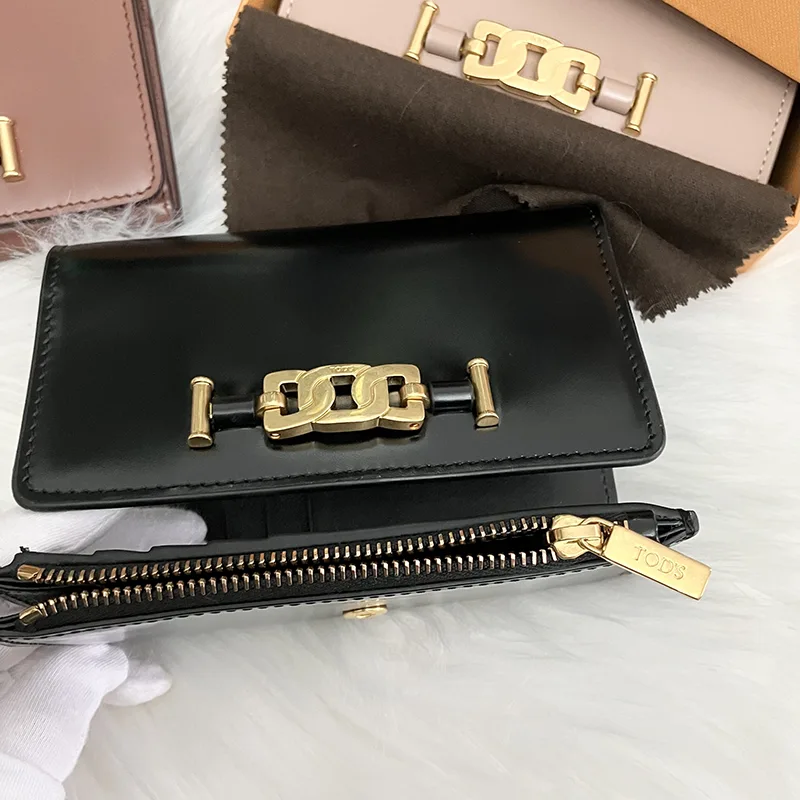大人気定番☆[N級品]トッズ スーパーコピー Tタイムレス 三つ折り財布 3色 XAWCHNB3300KETS203