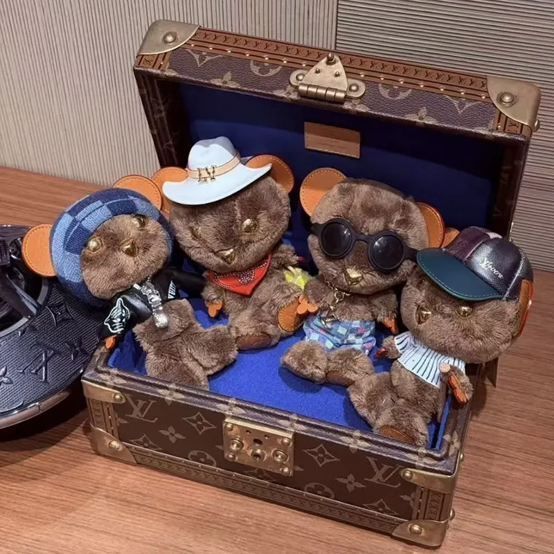 日本人気◆[N級]【可愛い】ルイヴィトン バッグ チャームLV ルイ ベア 並行輸入品 4色 M03176