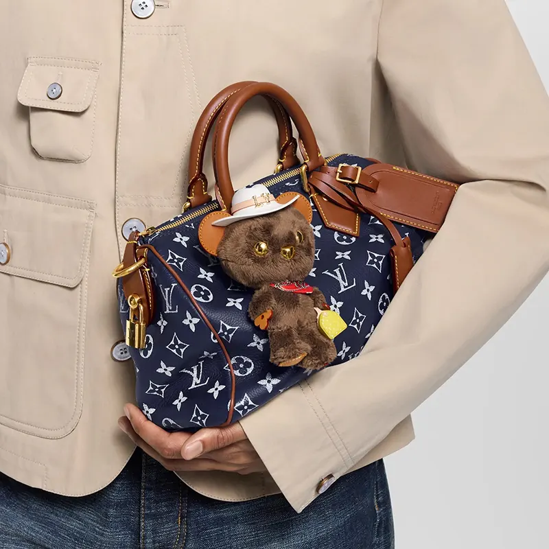 日本人気◆[N級]【可愛い】ルイヴィトン バッグ チャームLV ルイ ベア 並行輸入品 4色 M03176