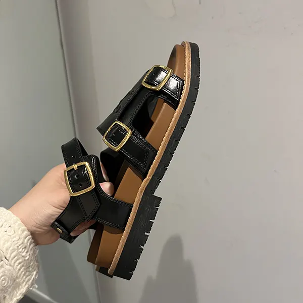 セリーヌ トリオンフ レザー サンダル 25 2色 359743644C.38NO