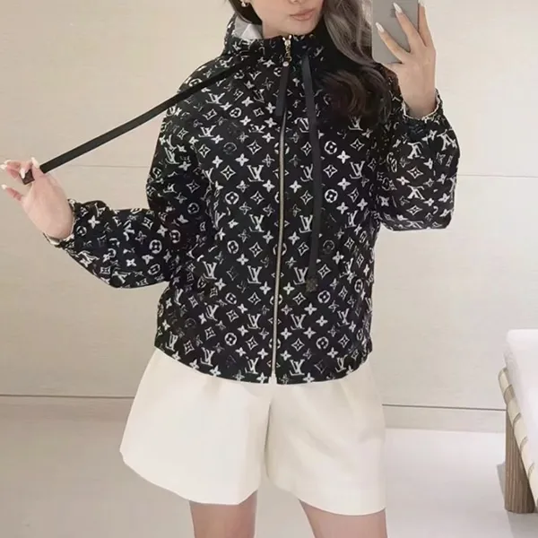超人気[N級]☆【ゆったりオシャレ♪】ルイヴィトン 偽物★モノグラムパーカ 1AFZH2