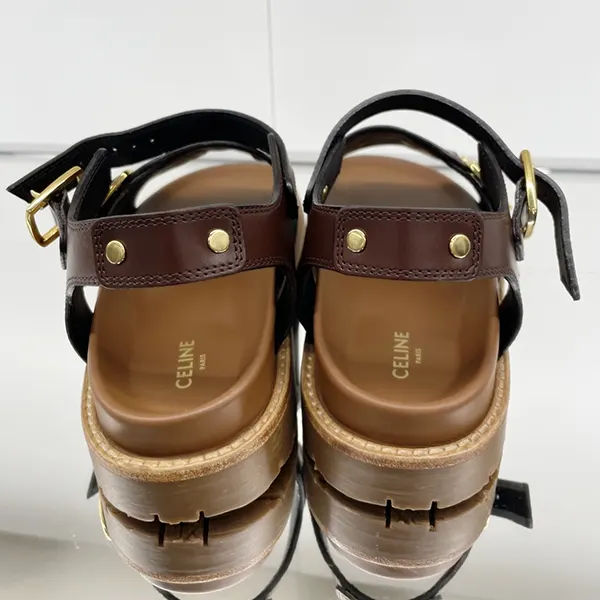 セリーヌ トリオンフ レザー サンダル 25 2色 359743644C.38NO