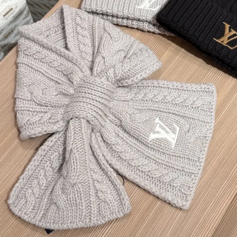ルイヴィトン スーパーコピー ニットマフラー ロゴ刺繍入り 3色 M96754