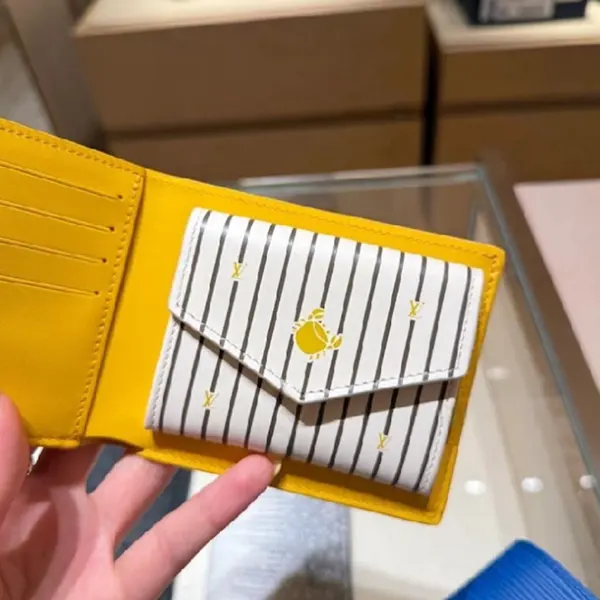 世界中で大人気【日本限定デザイン】ルイヴィトン ポルトフォイユ 偽物 マルコ 財布 M25996