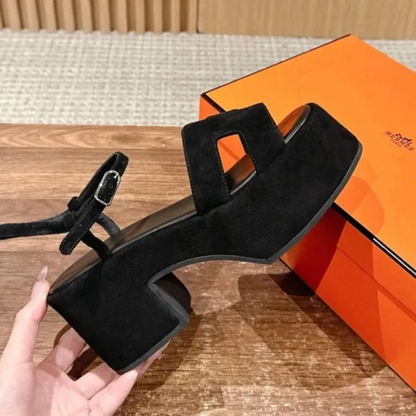 【魅せる脚長効果】エルメス ジャム 7.5cm 厚底サンダル コピー H242124Z 02370