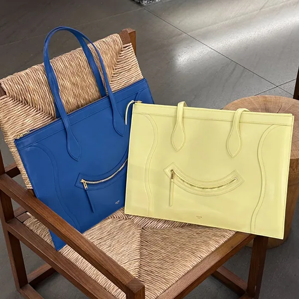 セリーヌ☆フラットカバ 偽物　New Luggage スマイル 123963GW4