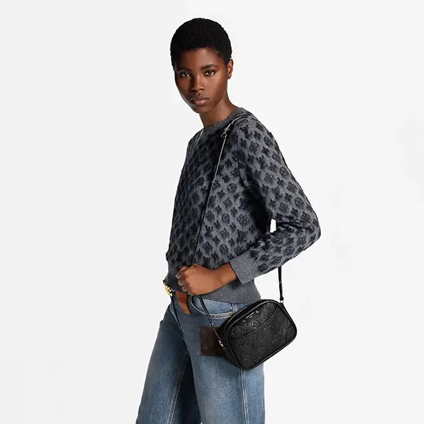 ルイヴィトン Tiny Camera Bag 偽物 モノグラム ショルダーバッグ M26509