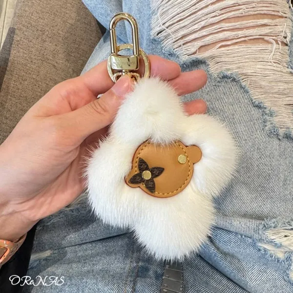 【可愛い♡】ルイヴィトン 偽物 キーホルダー･ヴィヴィエンヌ ファー スキー M02300