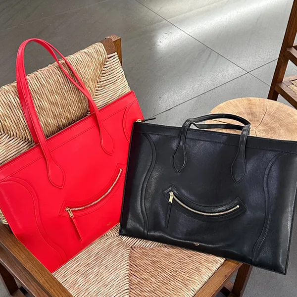セリーヌ☆フラットカバ 偽物　New Luggage スマイル 123963GW4