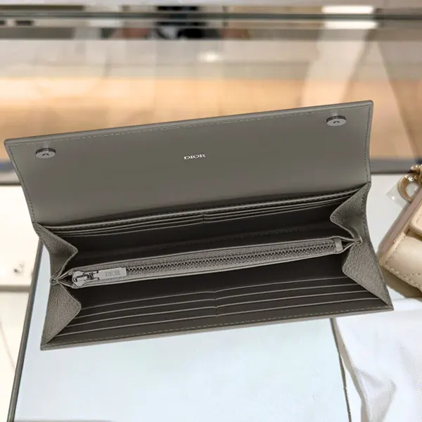 ディオール グラビティ ロゴ エンボス 長財布 2ESBC328FLG