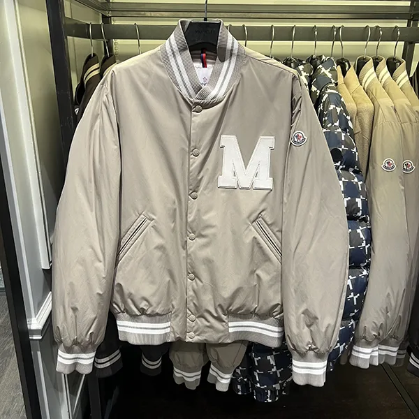【モンクレール】LATELTIN ライトベージュ コピー mc2511223