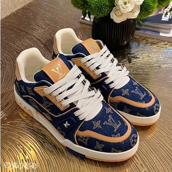 [N級品]すぐ届☆ルイヴィトン LV トレーナー スニーカー 1AJ360
