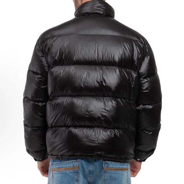 【プラダ】クロップド丈 Re-Nylon ダウンコート◆SGC089-11a9