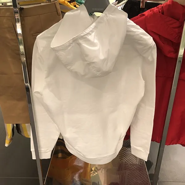 高品質[N級品]プラダ MEN フーディスーパーコピー 4色 UJL19A