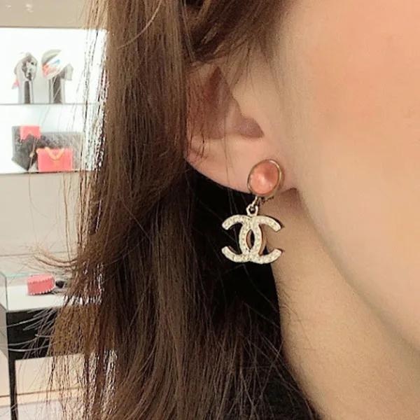 【スーパーコピーN級品】フェミニンで上品♡26C【シャネル】CCマーク ピアス コピー ABG976