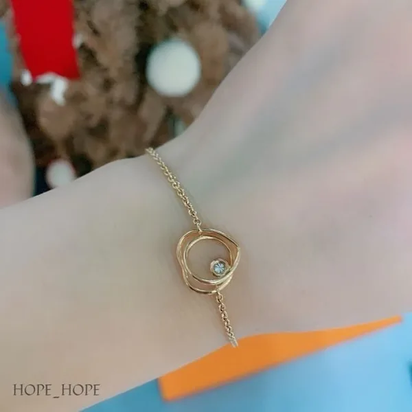 確保済み!エルメス Vertige Coeur ブレス H119414B 00LG【可愛いフェミニンなハート♪】